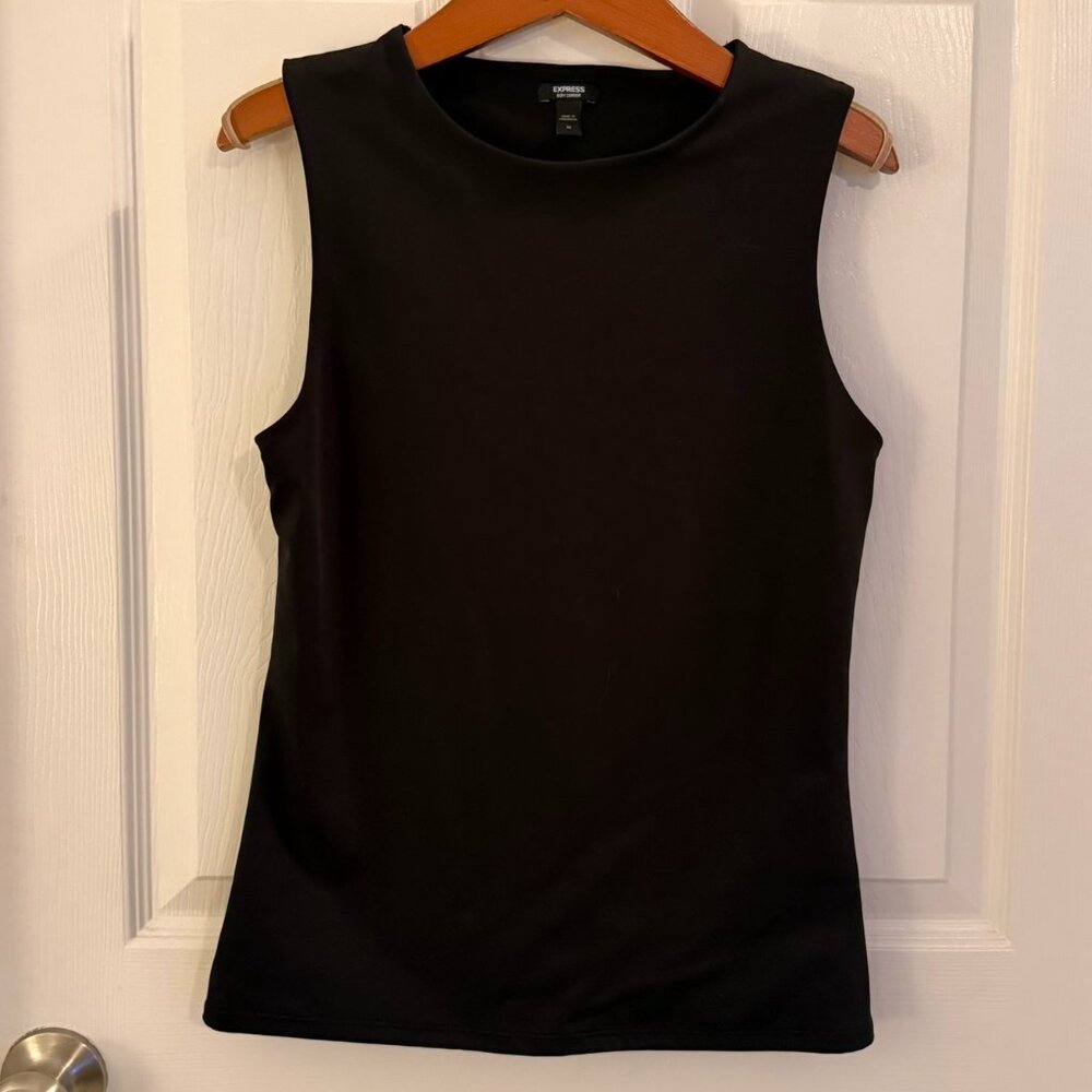 Express Body Contour High Compression Crew Neck Tank Black Size Medium